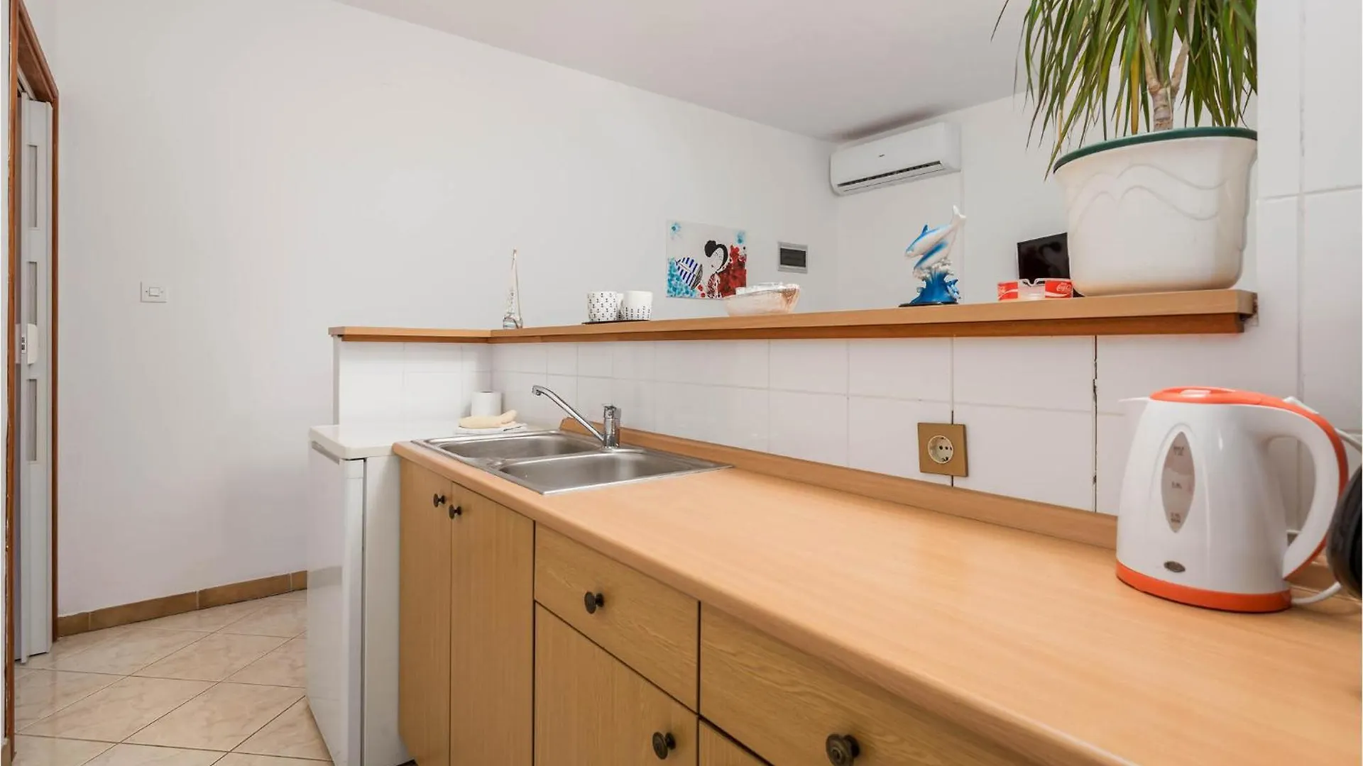 Nice Apartment In Lovran With Wifi